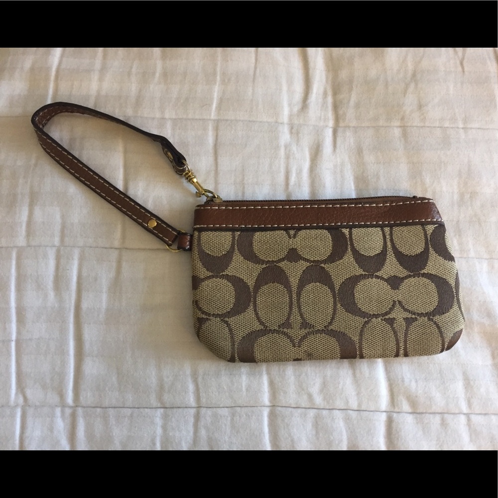 Wristlet